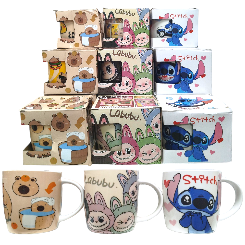 Taza Ceramica Con Dibujo Labubu Capibara Stitch 8.5x8.5x9CM Con Cajita 036B
